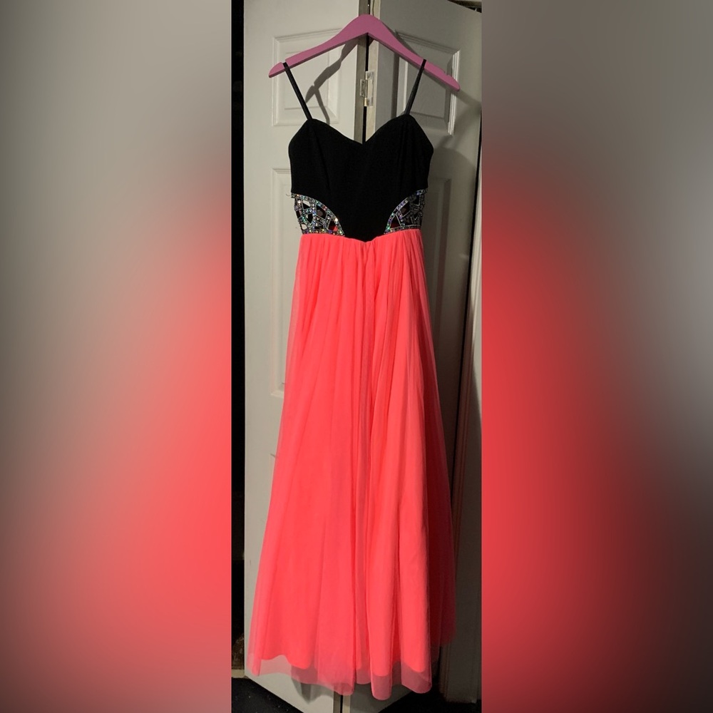 Blondie Nites Elegant Black Gown